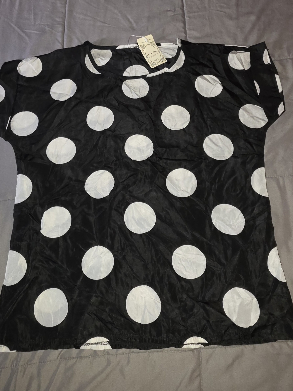 Women’s Black Short-Sleeve Polka Dot Tee